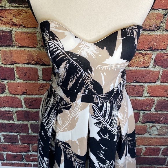 Revamped Strapless Tan & Black Skater Dress Size S - Picture 5 of 17